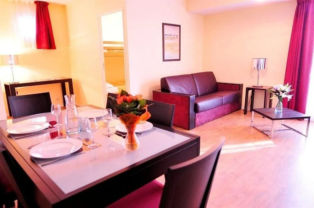 Appart Hotel Odalys City Antibes Olympe